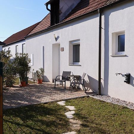 See Appartements Auszeit Mörbisch am See Exterior foto